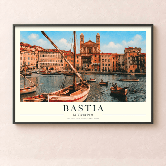 Affiche vintage de Bastia montrant le vieux-port au ras de l'eau au début des années 1900 avec barques traditionnelles et mâts en bois